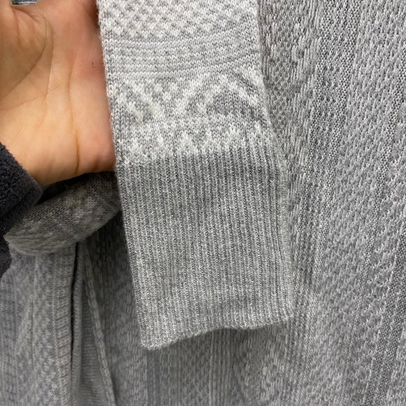 RW & CO | Grey Long Sleeve Cardigan - Picture 7 of 16